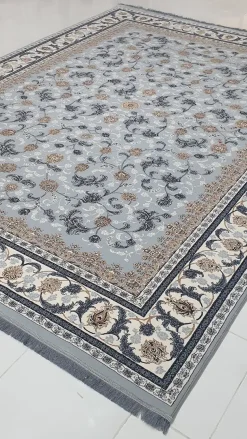 فرش درنا طرح 700 شانه ورژن طلاکوب زمینه نقره‌ای